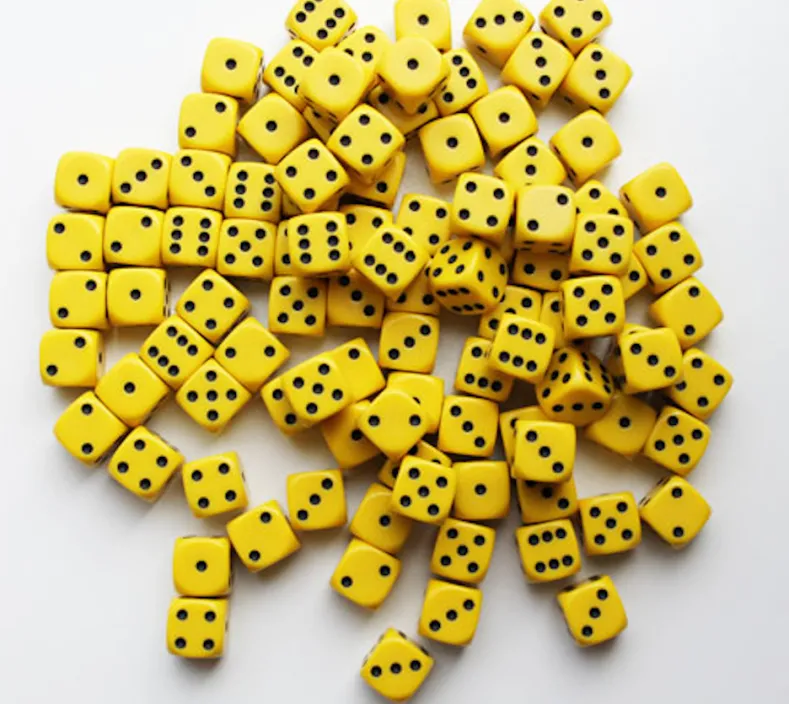 Dobbelstenen 16mm - Geel (100 stuks)