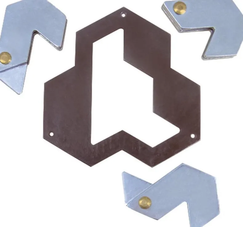Huzzle Cast Puzzle - Hexagon (level 4)